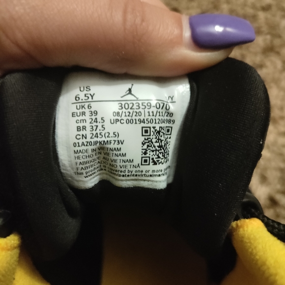 Air Jordans Retro 9s - Picture 4 of 5